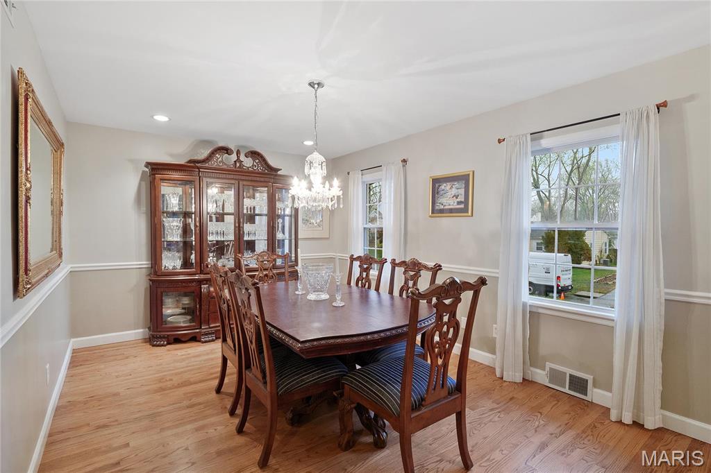 St Louis, Missouri 63122, United States, 4 Bedrooms Bedrooms, ,3 BathroomsBathrooms,Residential,Active,105046