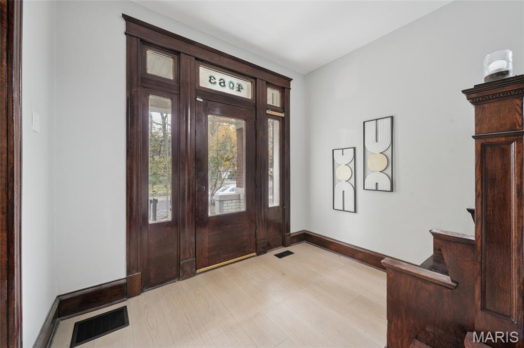 Russell Place Add - Residential