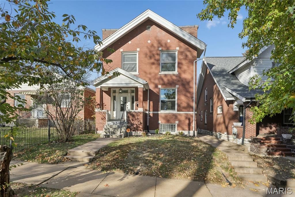 Photo of 4063 Wyoming Street, St Louis, MO 63116 (MLS # 26012852)