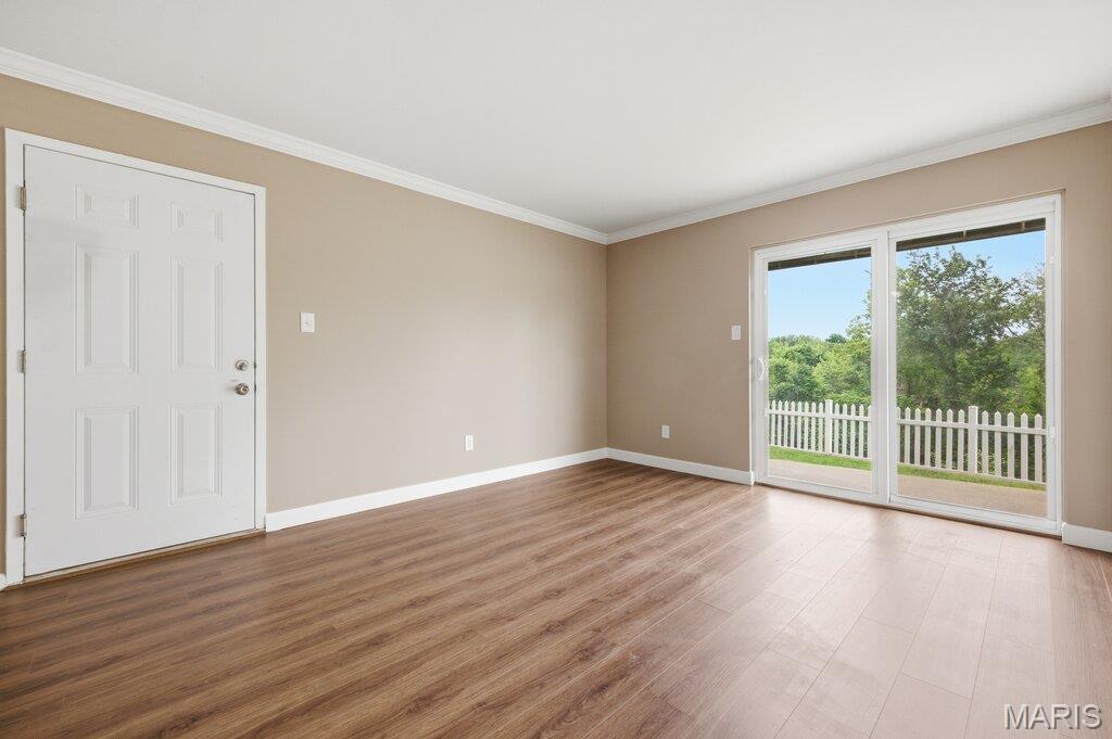 1231 Creve Coeur Crossing Lane B