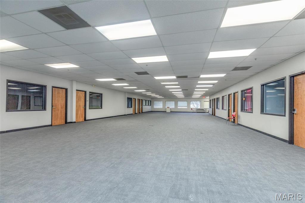 Overland - Commercial Sale