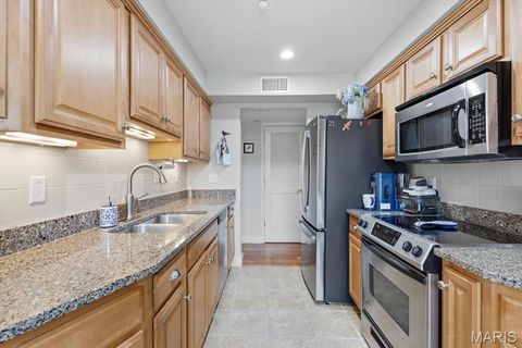 Tiny photo for 1512 Bedford Forge Court #15, Chesterfield, MO 63017 (MLS # 26010932)