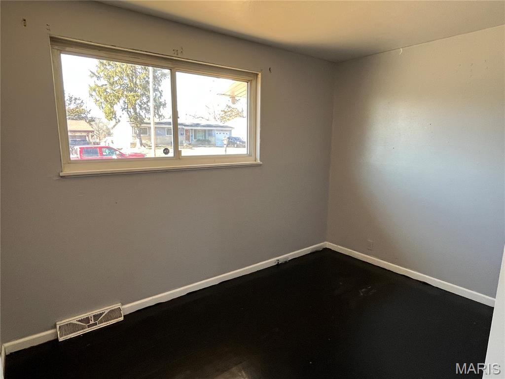 Hathaway Manor 7 - Residential