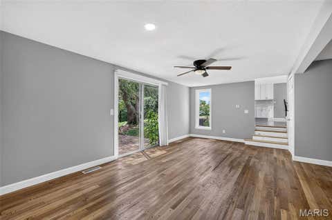 Tiny photo for 500 Kingridge Drive, Ballwin, MO 63011 (MLS # 26049098)