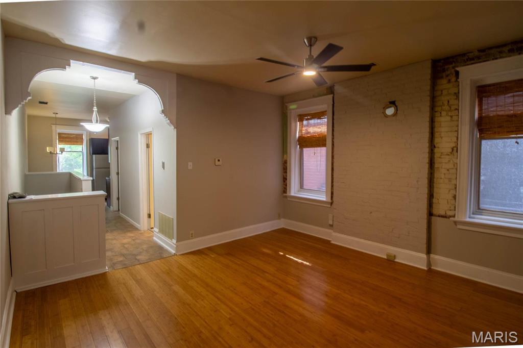 St Louis, Missouri 63118, United States, 1 Bedroom Bedrooms, ,1 BathroomBathrooms,Residential,Active,206620