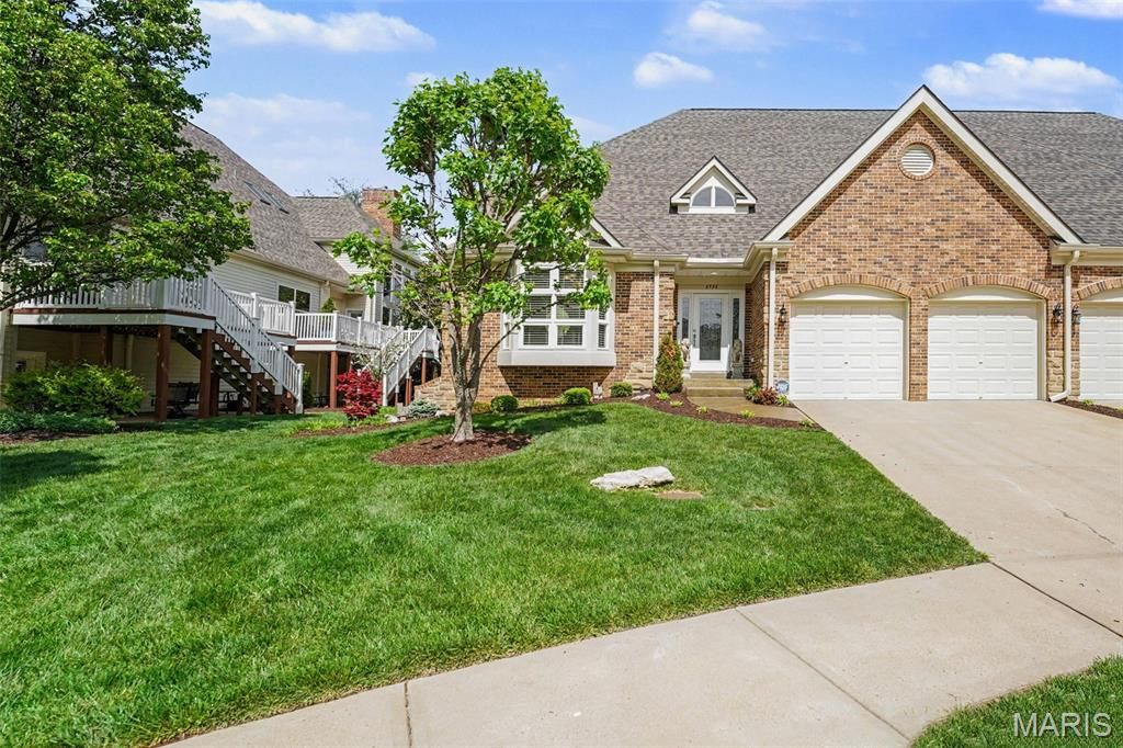 Photo of 8735 Grants Log Cabin Lane, St Louis, MO 63123 (MLS # 26021488)