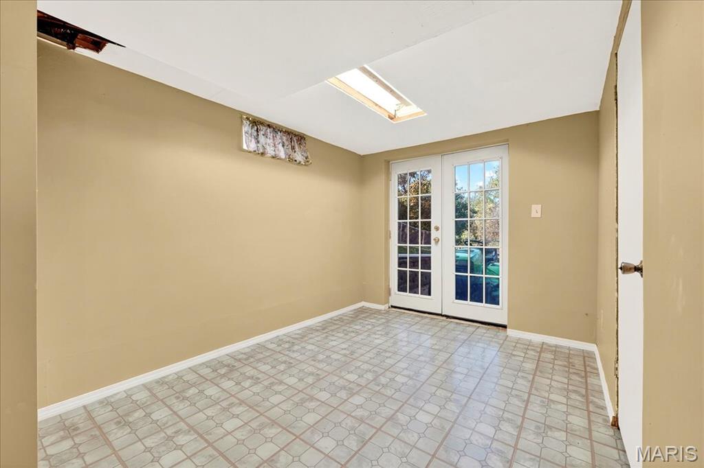 St Charles, Missouri 63304, United States, 3 Bedrooms Bedrooms, ,1 BathroomBathrooms,Residential,Coming Soon,237885