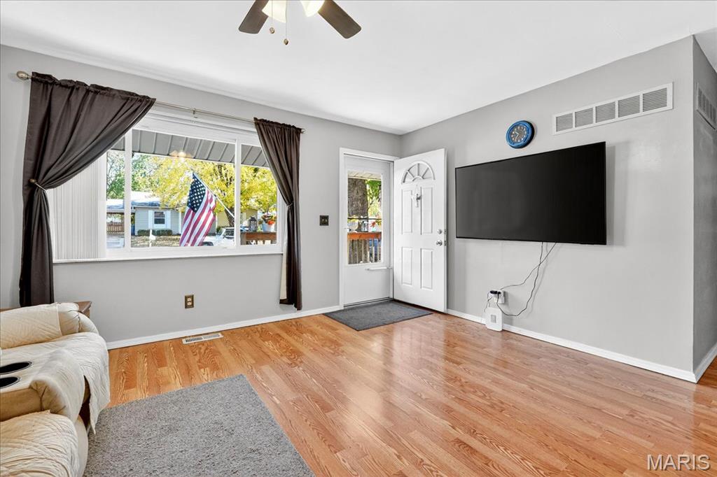 St Charles, Missouri 63304, United States, 3 Bedrooms Bedrooms, ,1 BathroomBathrooms,Residential,Coming Soon,237885