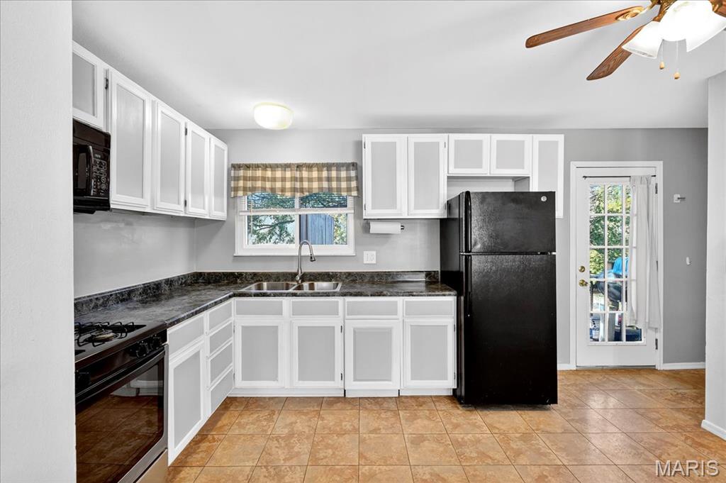 St Charles, Missouri 63304, United States, 3 Bedrooms Bedrooms, ,1 BathroomBathrooms,Residential,Coming Soon,237885