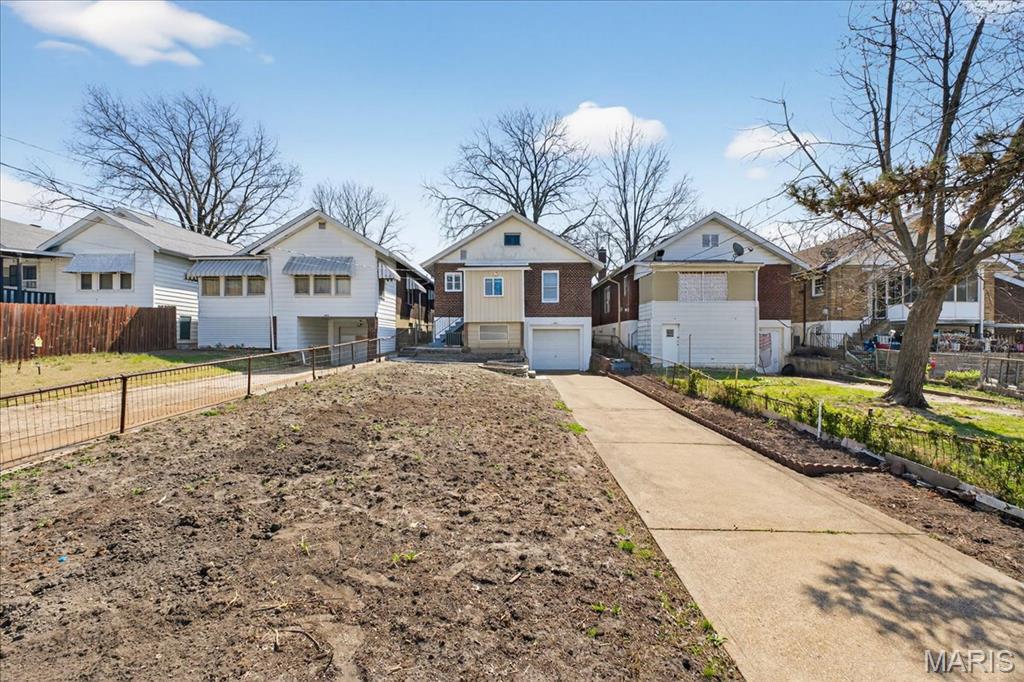 Reuthers Add - Residential