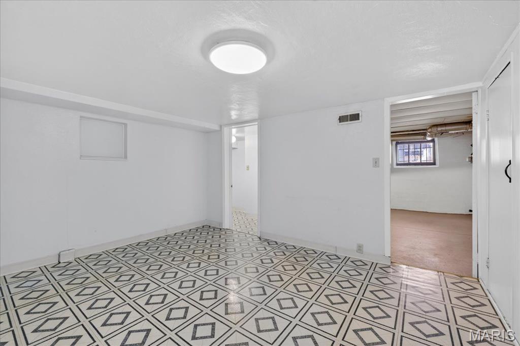 Reuthers Add - Residential