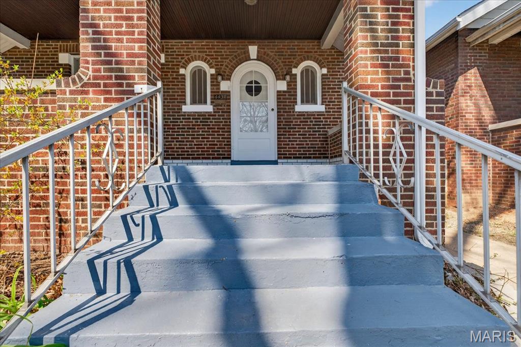 Reuthers Add - Residential