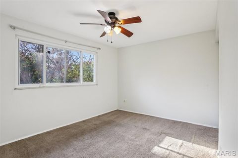 Tiny photo for 117 Old Oaks Drive, Ballwin, MO 63011 (MLS # 25076670)