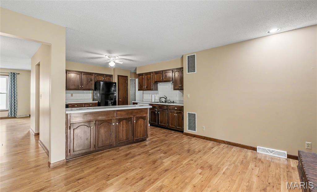 Wedgewood Manor - Residential