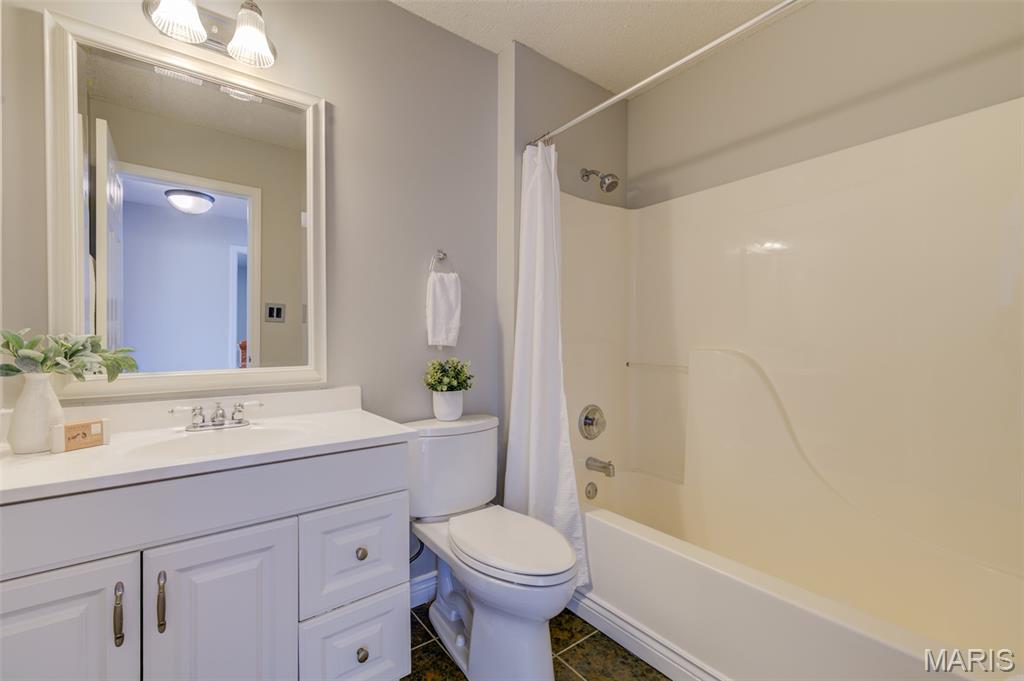 St Charles, Missouri 63303, United States, 4 Bedrooms Bedrooms, ,3 BathroomsBathrooms,Residential,Coming Soon,248307