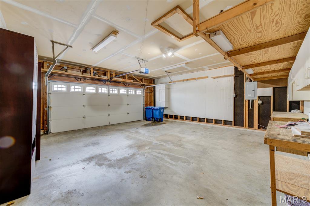 St Charles, Missouri 63303, United States, 4 Bedrooms Bedrooms, ,3 BathroomsBathrooms,Residential,Coming Soon,248307