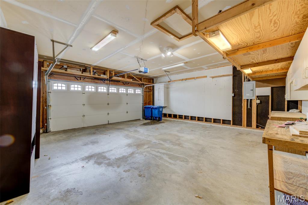 St Charles, Missouri 63303, United States, 4 Bedrooms Bedrooms, ,3 BathroomsBathrooms,Residential,Coming Soon,248307