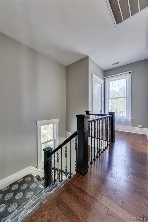 Tuxedo Park - Residential