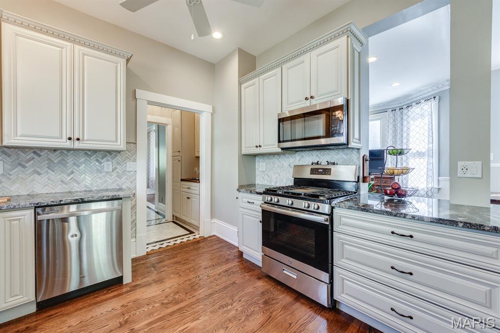 Tuxedo Park - Residential