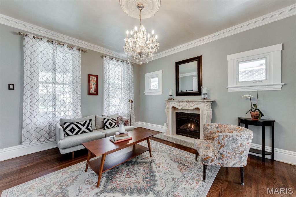 Tuxedo Park - Residential