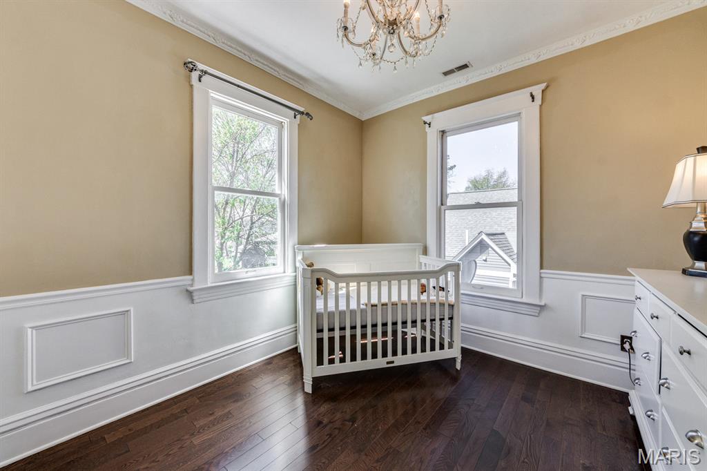 Tuxedo Park - Residential