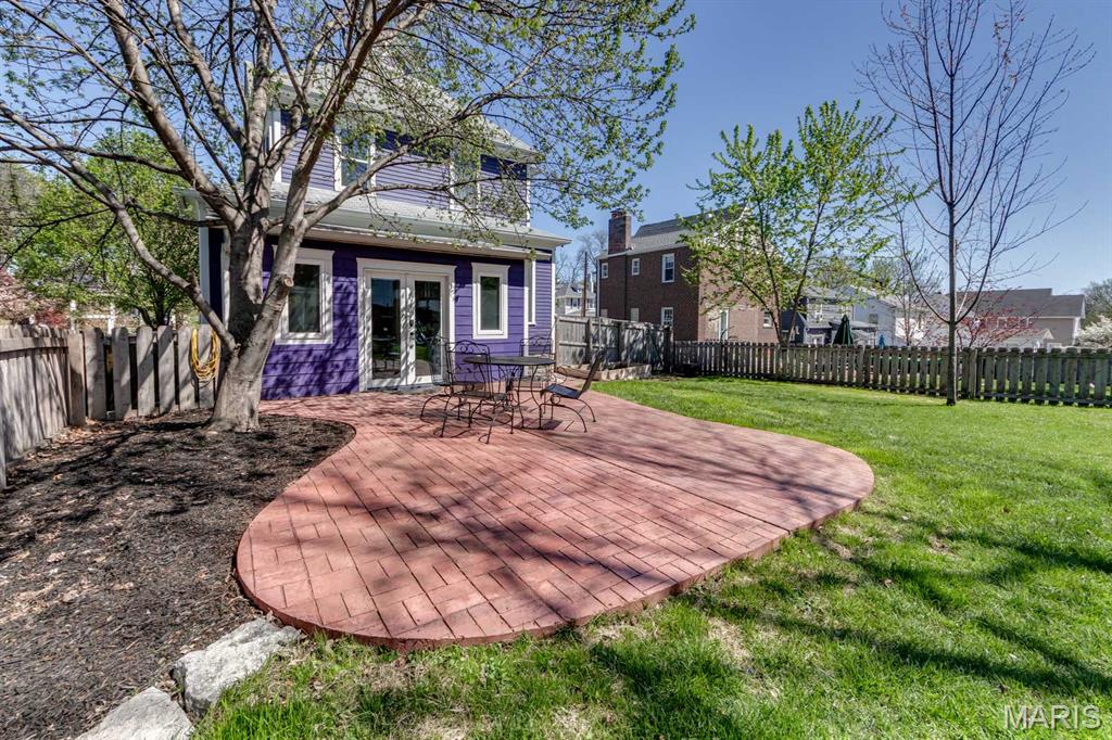 Tuxedo Park - Residential