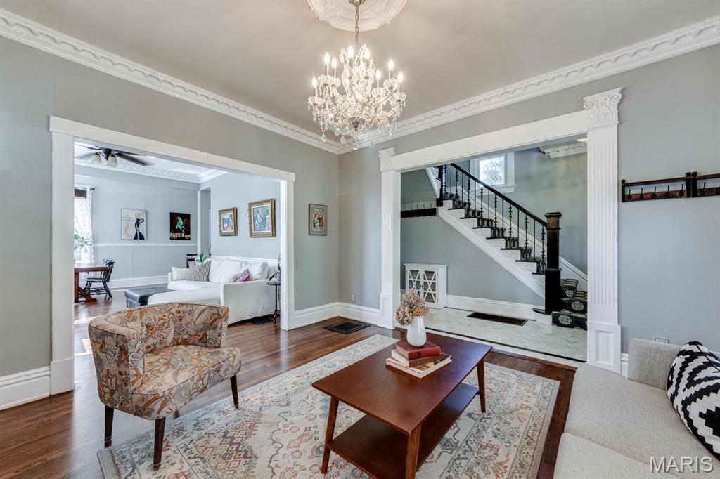 Tuxedo Park - Residential