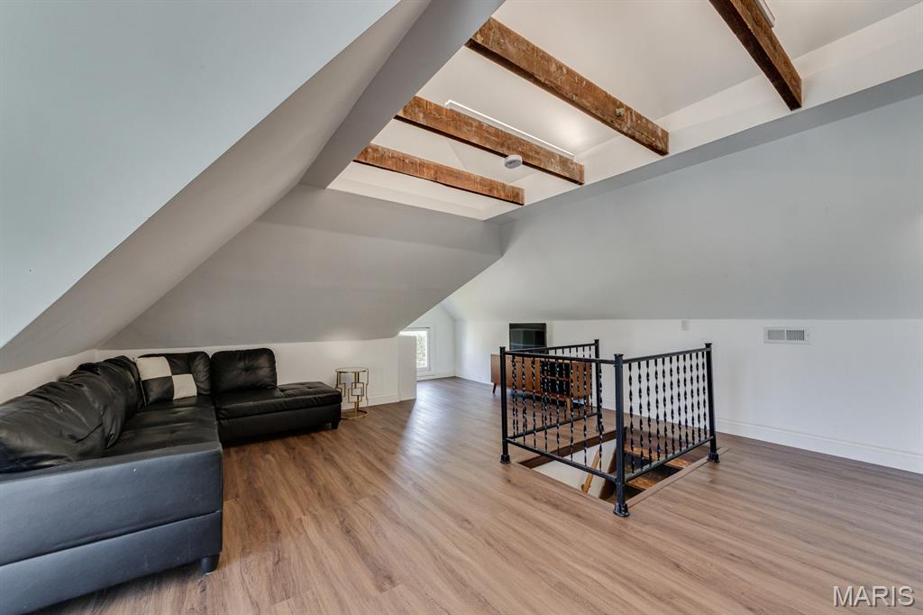 Tuxedo Park - Residential