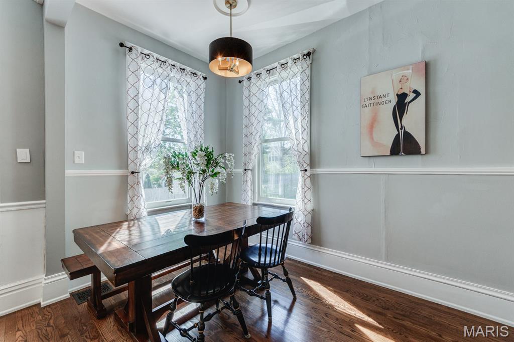 Tuxedo Park - Residential