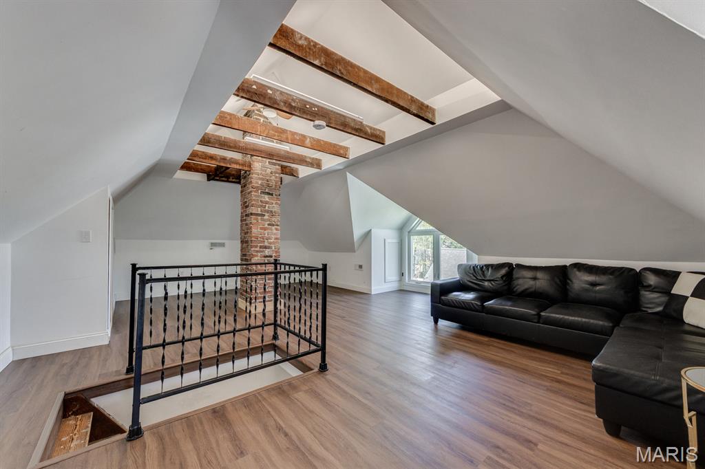 Tuxedo Park - Residential