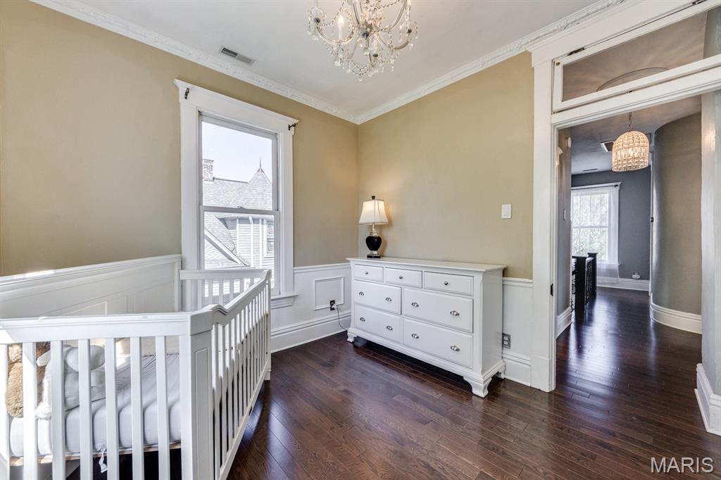 Tuxedo Park - Residential