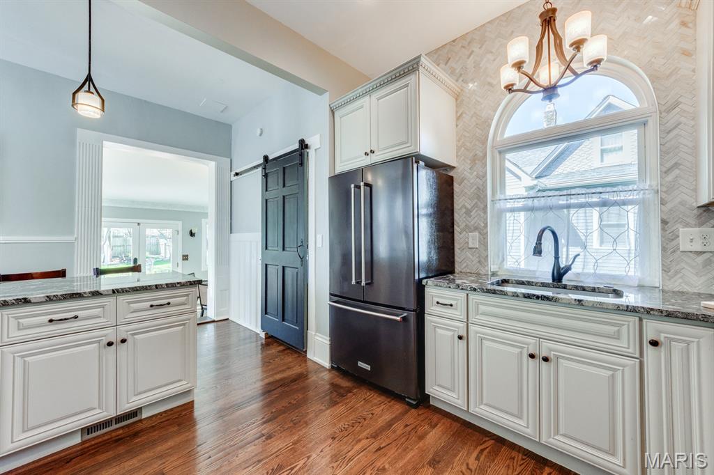 Tuxedo Park - Residential