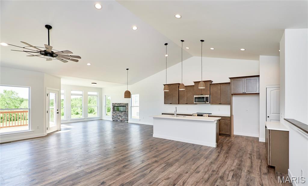 Stoneridge Villas - Residential