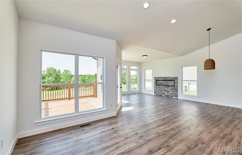 Stoneridge Villas - Residential