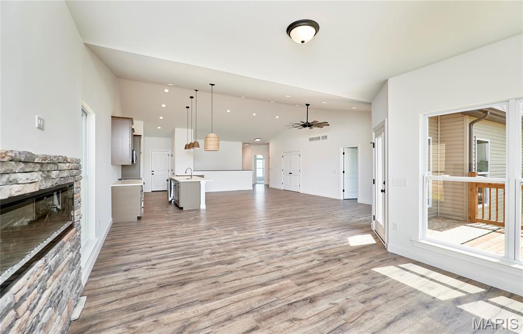 Stoneridge Villas - Residential