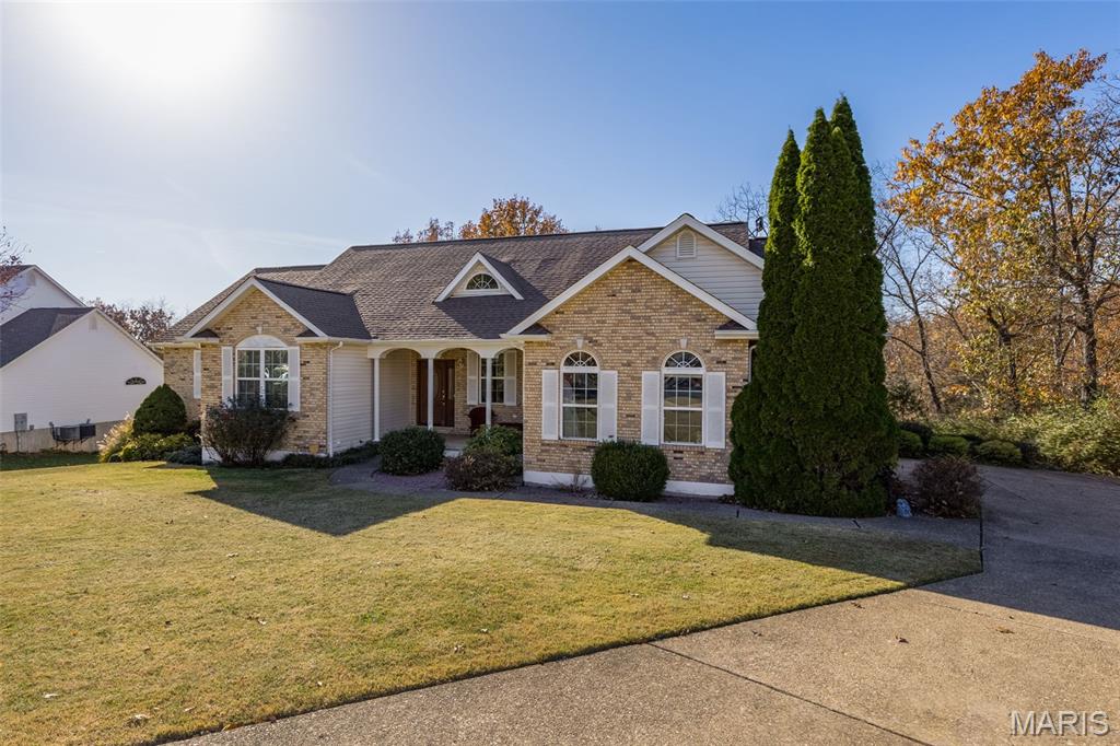 10507 Glen Oaks Drive