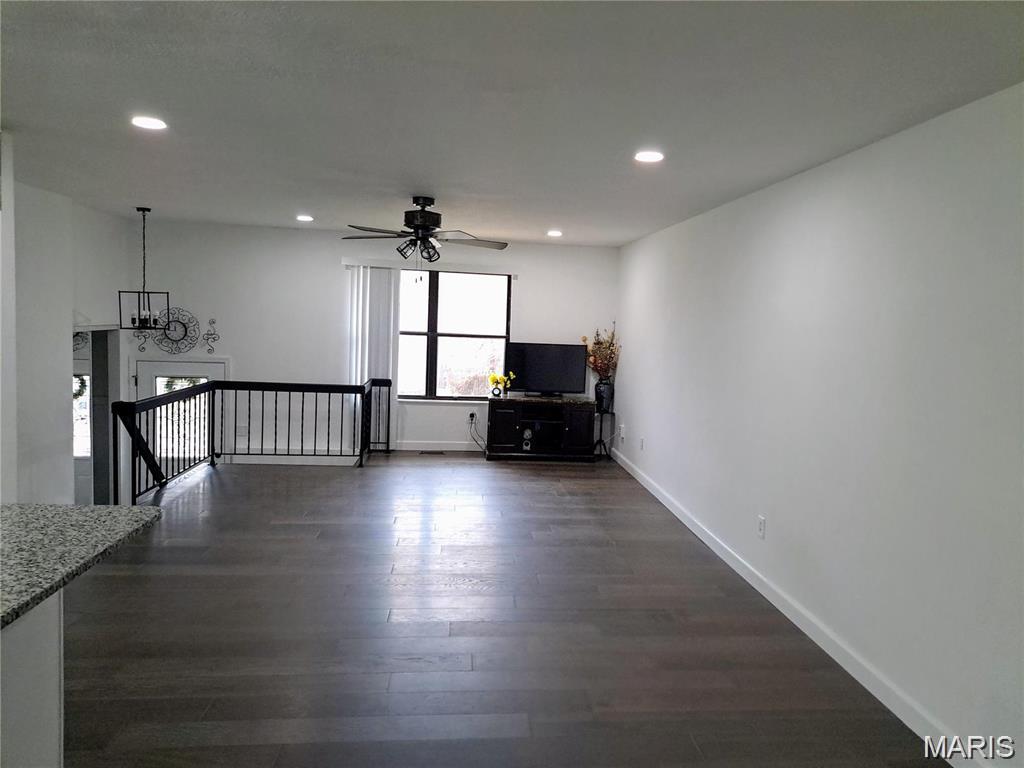 Glenrich Manor 32H440146 4-7-77 - Residential Lease
