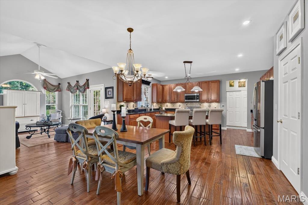 9031 Spy Glass Place Drive