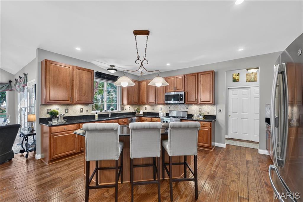 9031 Spy Glass Place Drive