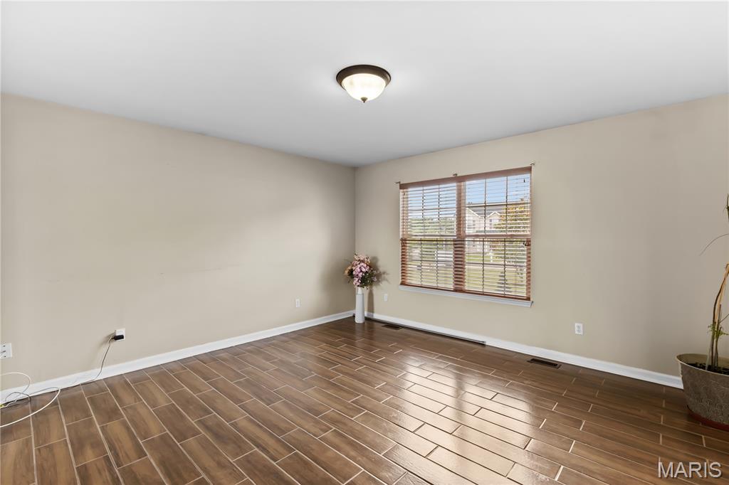 672 Berrywine Lane
