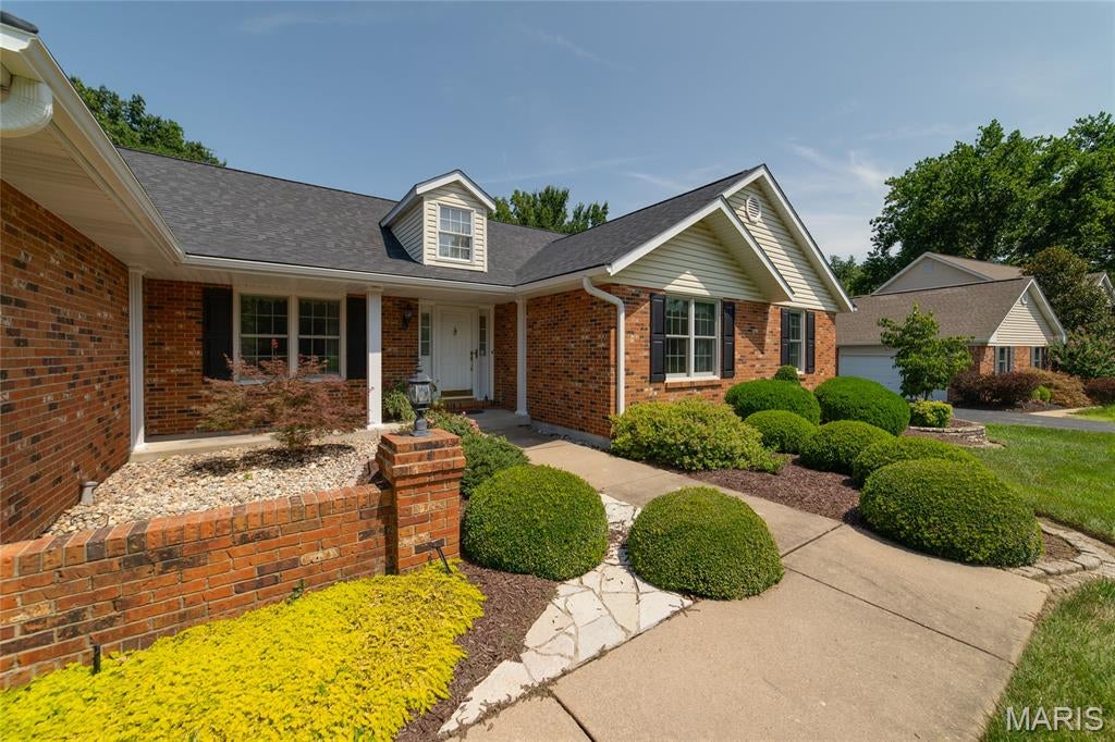 16275 Lone Cabin Drive