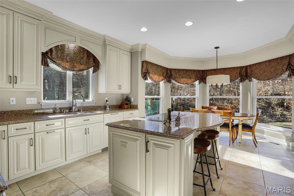 Country Club Green - Residential