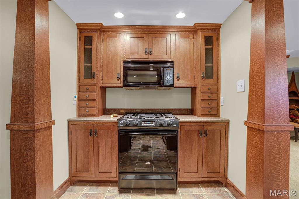 Country Club Green - Residential