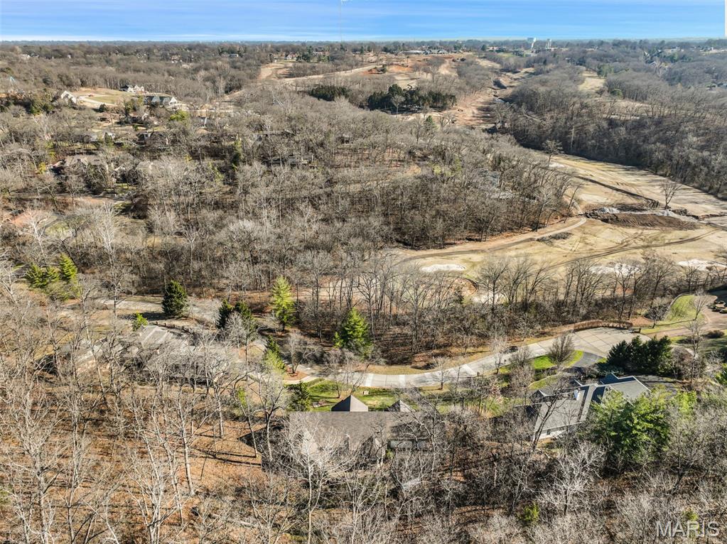 9515 Country Club Green