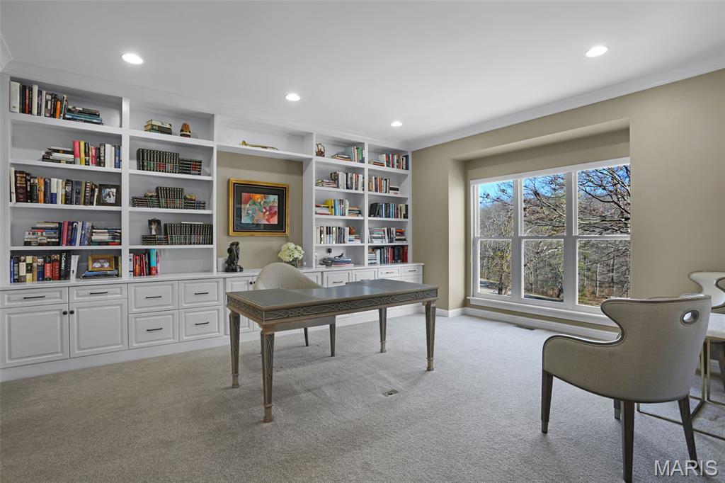 Country Club Green - Residential