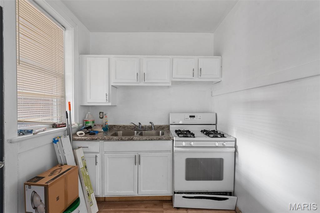 St Louis Commons Add - Residential Income
