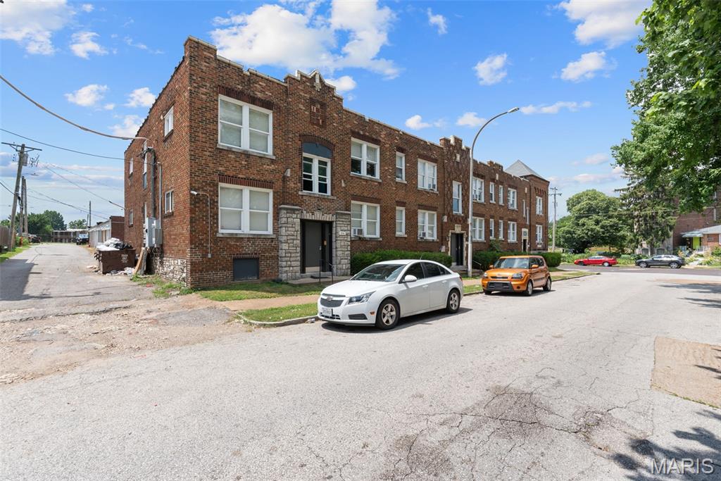 St Louis Commons Add - Residential Income