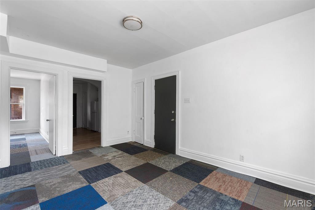 St Louis Commons Add - Residential Income