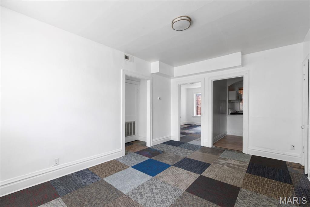 St Louis Commons Add - Residential Income