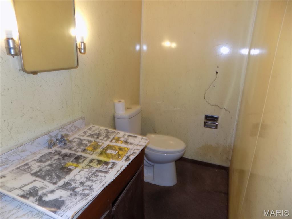 none - Commercial Sale